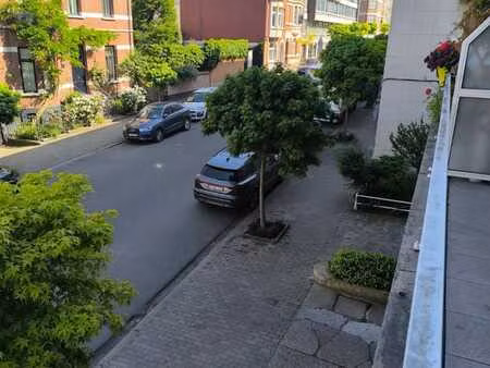 appartement 2 chambres  uccle  grande terrasse  epc c