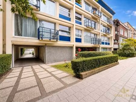 woluwe-saint-pierre — appartement lumineux avec garage