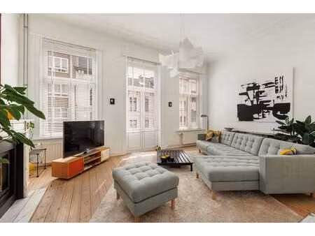 instapklare en ruime herenwoning (362m²/epc b) met zalige...