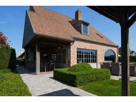 charmante maison familiale à zwevegem