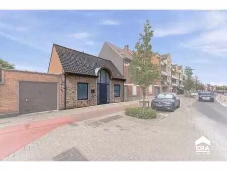 bien avec potentiel pour des logements étudiants à roulers