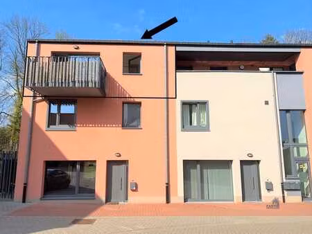 appartement 800€ + 50€
