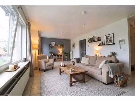 appartement de 2 chambres à coucher solide et prêt à être em
