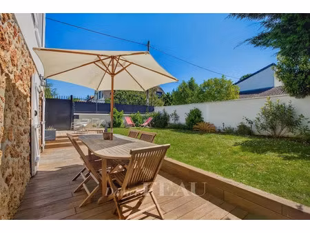 vente maison 6 pièces 154 m² à garches (92380)  1 300 000 €