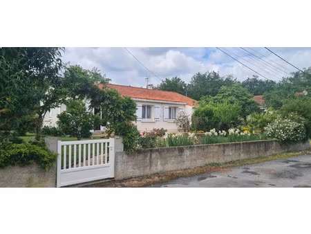 vente maison 4 pièces 84 m² gorges (44190)