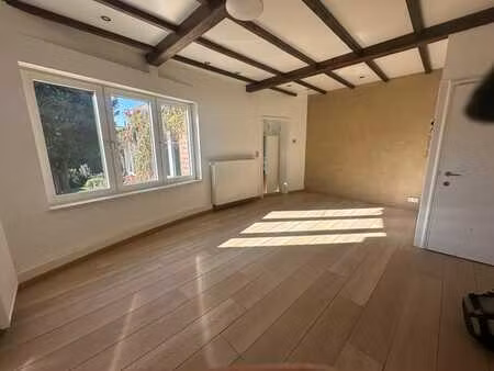 charmant duplex-appartement avec beaucoup de lumière
