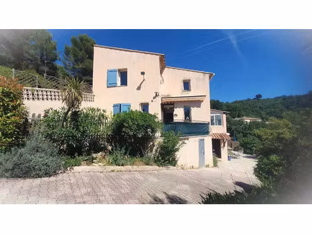 vente villa 8 pièces 225 m² à aspremont (06790)  895 000 €