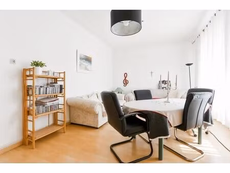appartement de 3 pièces de 75 m² à angevillers