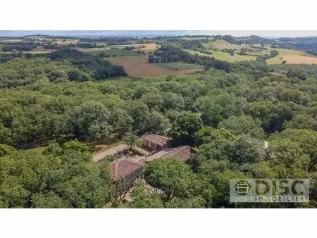 grande propriété rénovée avec spacieuse maison principale  gîte  seconde maison et piscine