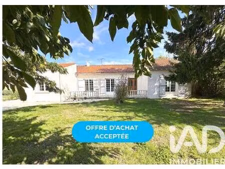 vente maison à montroy (17220) : à vendre / 149m² montroy