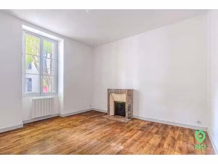 vente appartement t1 à angers centre (49000) : à vendre t1 / 28m² angers centre
