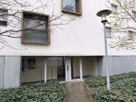 appartement terrasse 3 pièce(s) 62 m2 begles