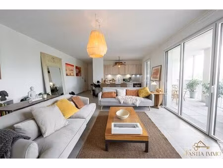 appartement bordeaux 4 pièce(s) 94 m2 + terrasse 28m² vue garonne