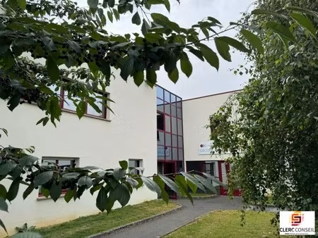 location bureaux 130 m²