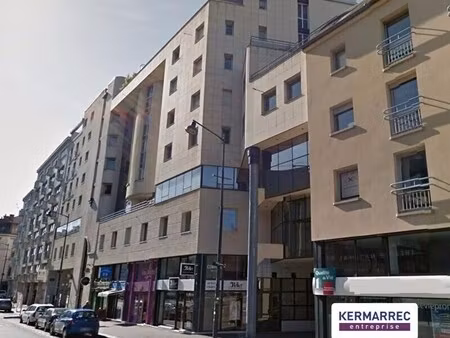 location bureaux 102 m²