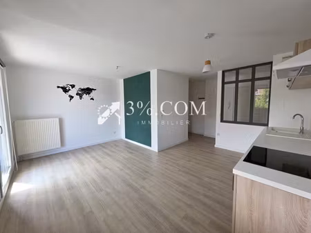 loos  t2 de 47m2 avec balcon et parking