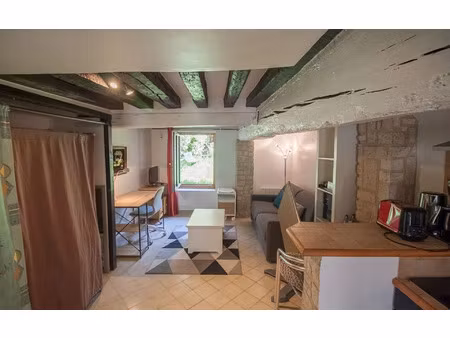 location appartement  20.7 m² t-1 à pontoise  680 €
