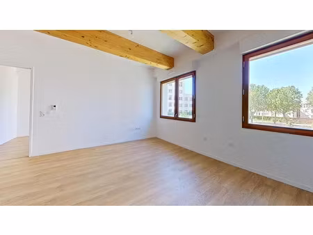 location appartement 2 pièces 46 m² à saint-ouen-sur-seine (93400)