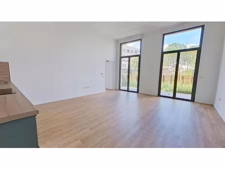 location appartement 2 pièces 60 m² à saint-ouen-sur-seine (93400)