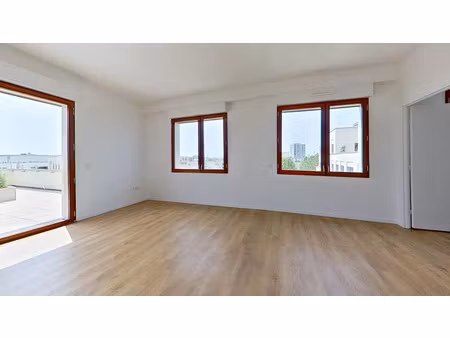 location appartement 5 pièces 102 m² à saint-ouen-sur-seine (93400)