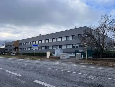 location local d’activités saint ouen l aumone 95310 1008m²