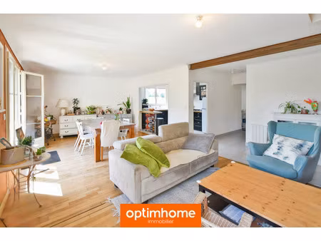 maison en pierre rénovée de 120 m² - goven