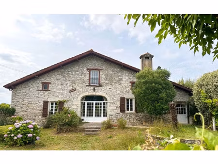 maison saint-étienne-d'orthe m² t-6 à vendre  353 000 €