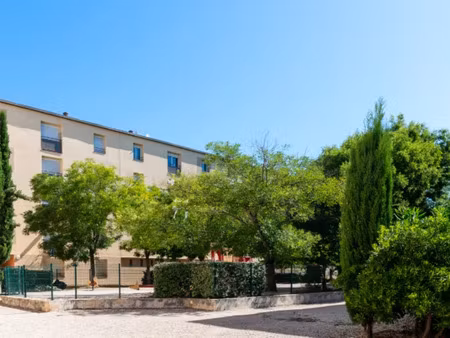 location appartement 4 pièces 73 m² à orange (84100)