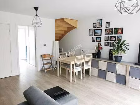vente maison à nantes (44000) : à vendre / 78m² nantes