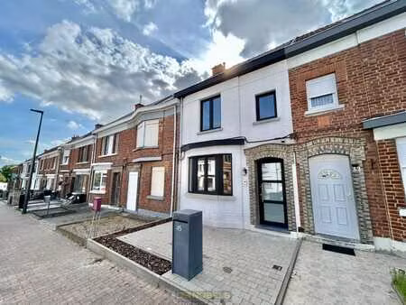 à louer : maison familiale rénovée et prête à emménager  ...