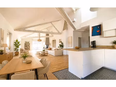 appartement nîmes 171.54 m² t-5 à vendre  445 000 €