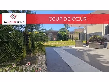 maison familiale 5 pièces avec stationnement et jardin