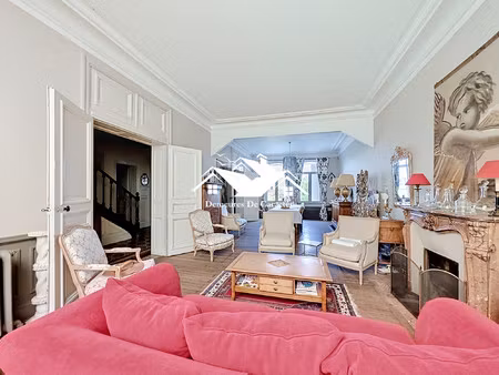 maison bourgeoise de caractère – cachet préservé et jardin