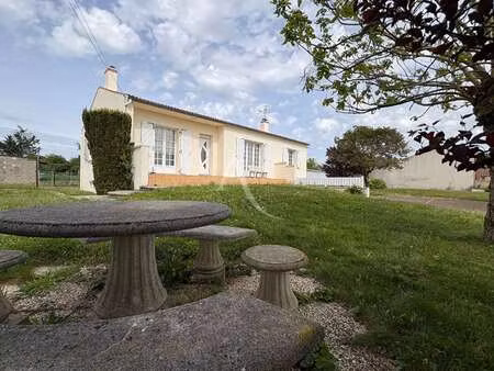 vente maison à nalliers (85370) : à vendre / 100m² nalliers