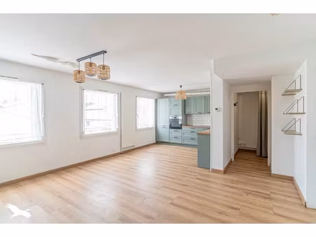 vente appartement 4 pièces 76 m² à le taillan-médoc (33320)  224 900 €