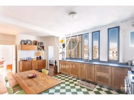 paris 18e - marché saint-pierre / jardin du sacré-cœur - appartement - 3 pièces - 71.70m² 