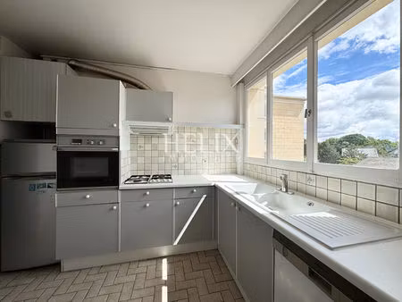 appartement 91 10 m² ascenseur saint-germain-en-laye 8' minutes rer a  3ème chambre possib