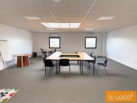 location bureaux 120 m²