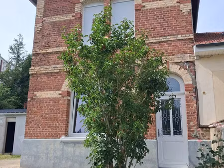 maison de ville à saint-quentin (02100)