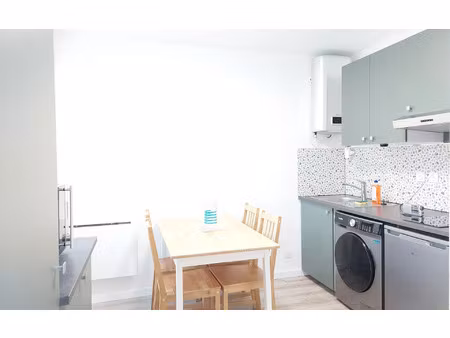 location appartement  26.7 m² t-1 à massy  805 €