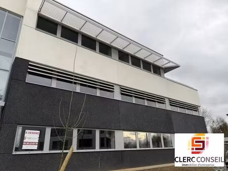 vente bureaux 111 m²