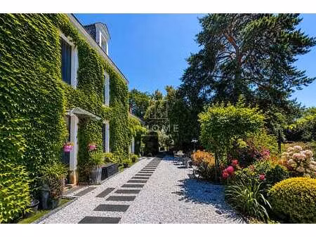 vente maison aux hauts d'anjou (49330) : à vendre / 210m² les hauts d'anjou