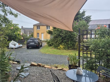 vente charmante maison en pierre rénovée  deux chambres 80m2