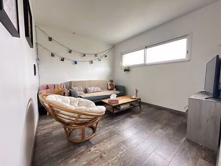 vente maison 4 pièces  100.00m²  maché