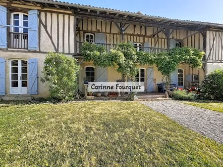 demeure de caractère datant de 1650 – 7 000 m² de parc