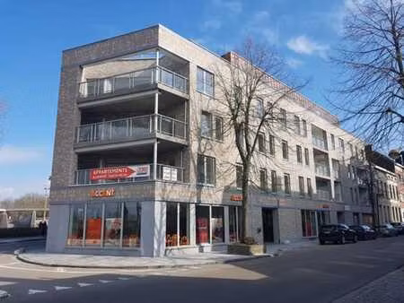 bel appartement 65 m² avec petite terrasse