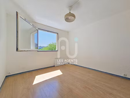 appartement suresnes 1 pièce 17m²