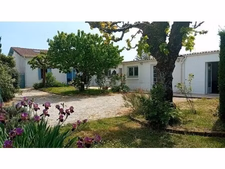 en vente maison 212 m² – 489 000 € |breuillet