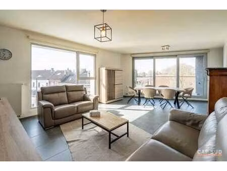 bel appartement de 100m2 dans une petite copropriété !