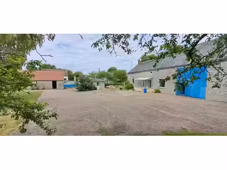 corps de ferme à rénover aux portes d'etampes ? maison  grange de 115 m² et dépendances